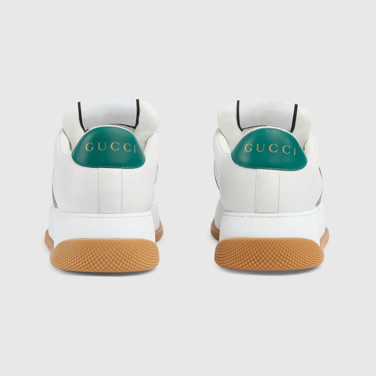 P700 Original item Private mold opening Gucci New Screener series Couple style Chubby Bread shoes Small dirty shoes Fatty Double G Casual sneakers Original purchase Development Original purchase Development Screener series sneakers are inspired by the classic sneakers of the 1970s, named after the defensive action in sports. They are decorated with striped webbing on the side and embellished with retro Gucci logos. These sneakers are made of GG canvas. Purple leather details add depth to the piece with sharp contrast, and the details are fuller. Exquisite packaging at the delivery counter Fabric: Original imported cowhide + double G fabric Lining: Original customized cowhide Sole: Original molded TPU outsole Sole thickness: 6CM Size: Women's 35-40 / Men's 39-44